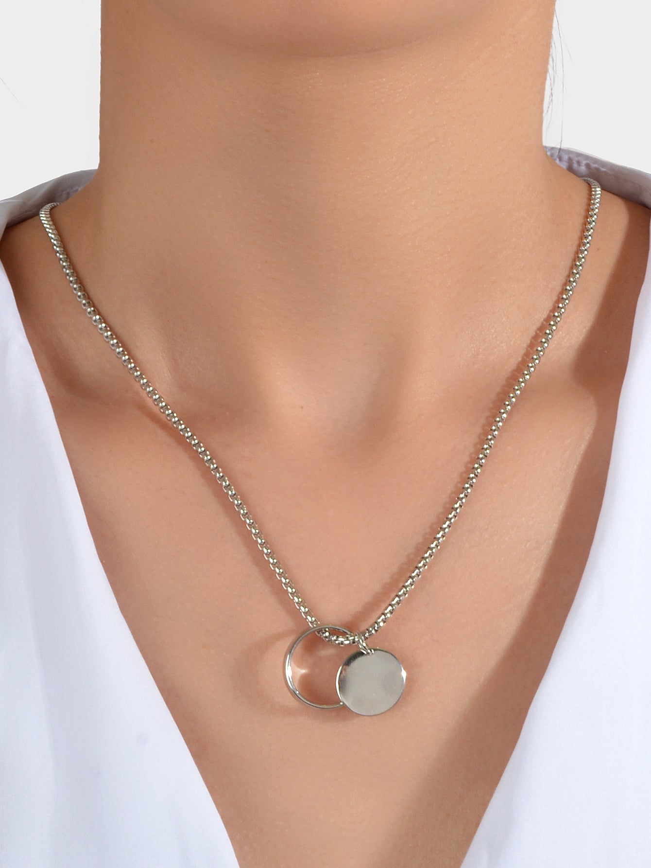 Female Jewellery Minimalist Silver Chain Collar Circle Disc Charm Rock