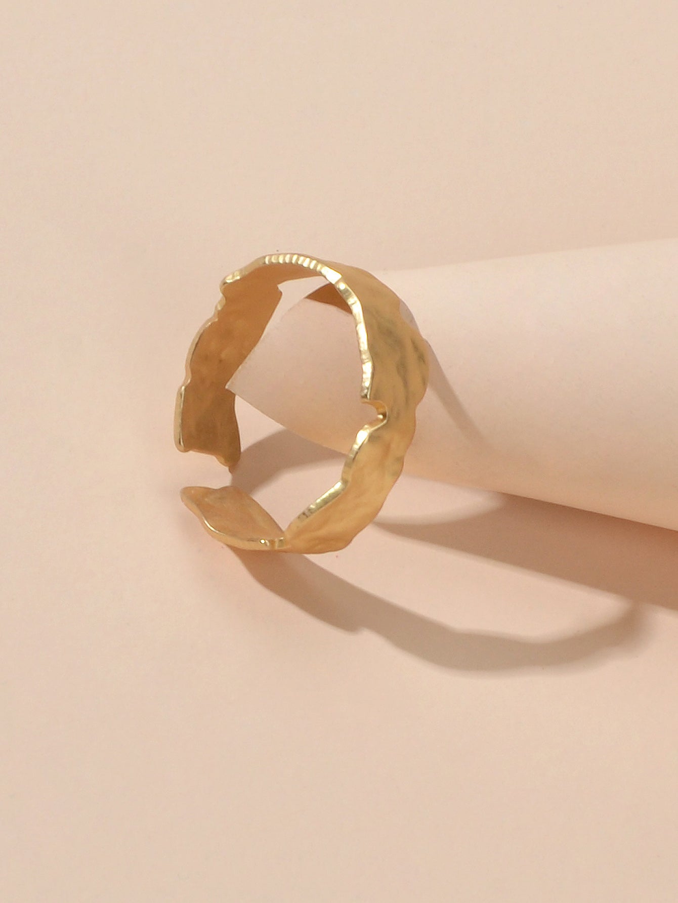 Classics Jewellery Gold Metal Minimalist Geometric Engagement Finger