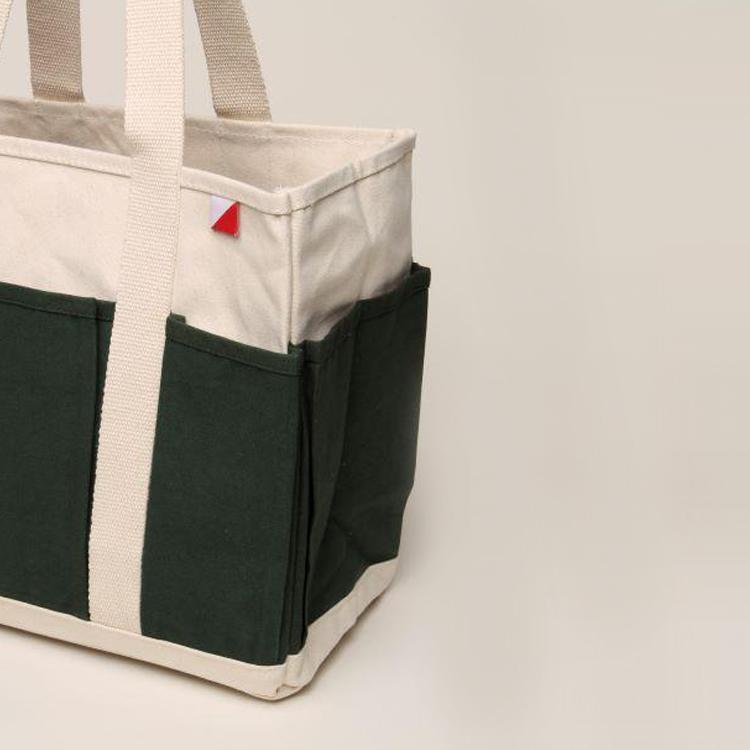 Pocket Tote 8-Pocket Carrying Tote