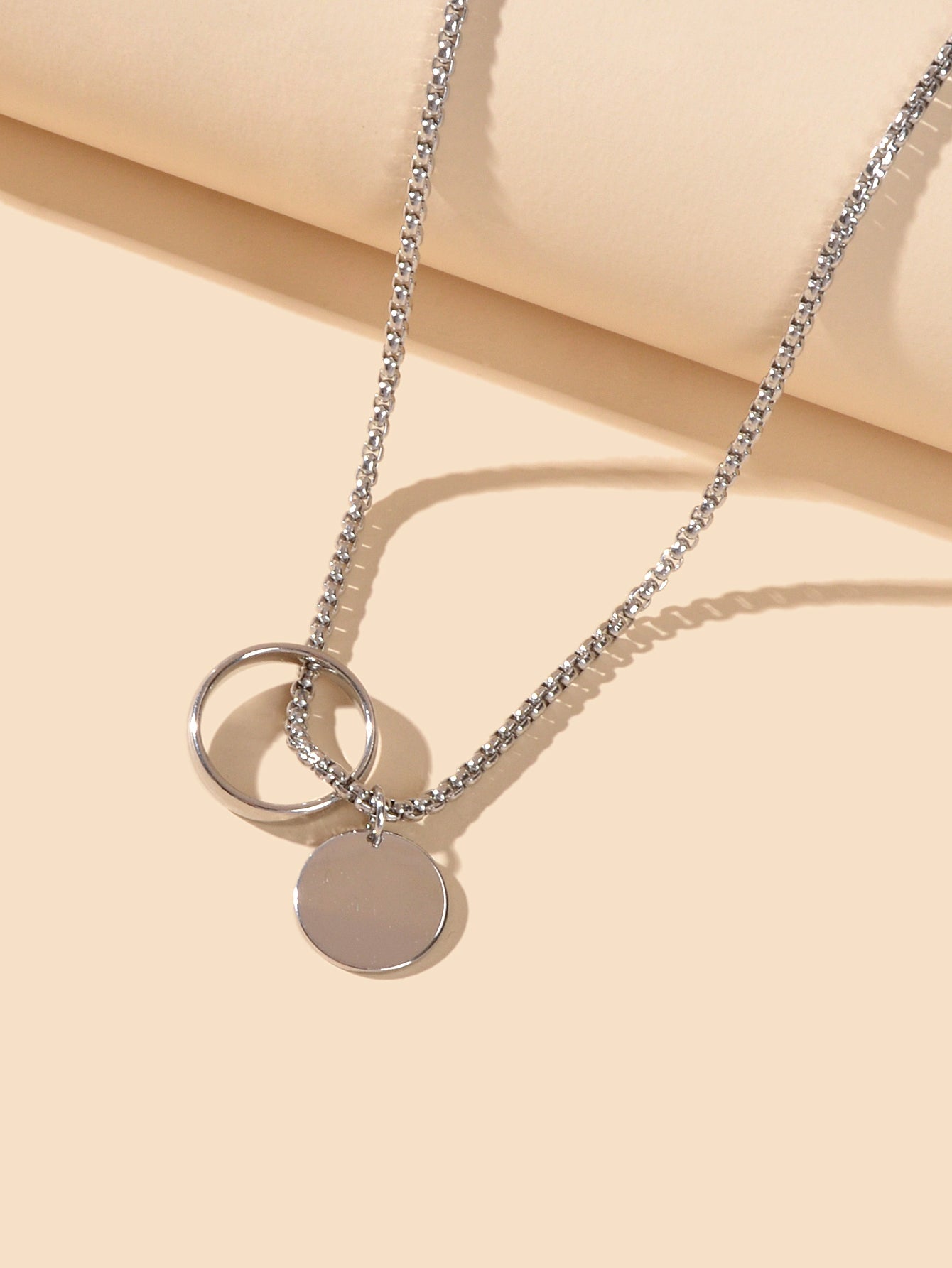 Female Jewellery Minimalist Silver Chain Collar Circle Disc Charm Rock