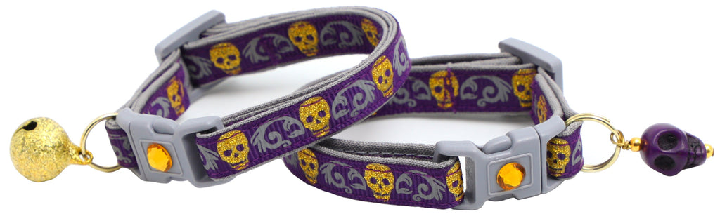 Gold Glitter Skulls Breakaway Cat Collar