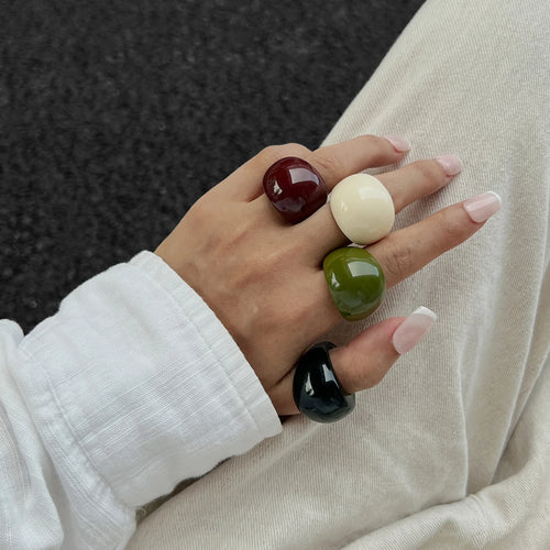Ingemark 4 Colors Boho Kpop Resin Acrylic Irregular Finger Rings for
