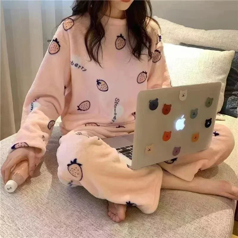 Thickened Warm Pyjamas Set for Women‘s Coral Velvet Sleepwear Student