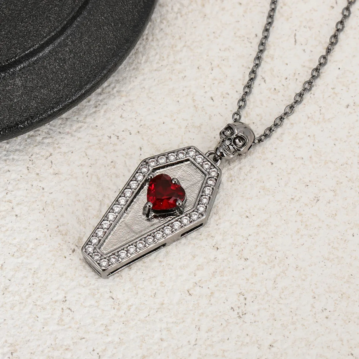 New gothic coffin collarbone chain inlaid zirconia love skull dark