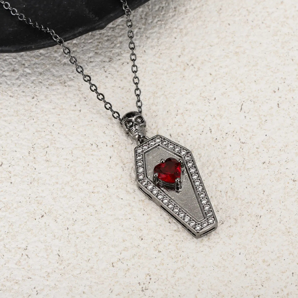 New gothic coffin collarbone chain inlaid zirconia love skull dark