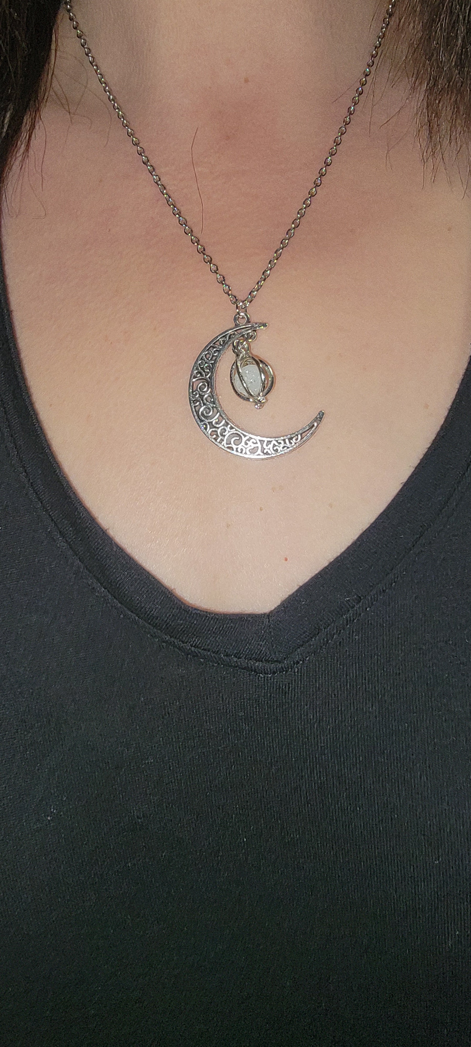 Glowing Moonstone Goddess Necklace w/Gift Box